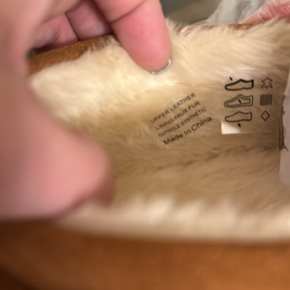 Men’s j crew faux fur lined moccasin slippers- BNWT - Picture 7 of 7